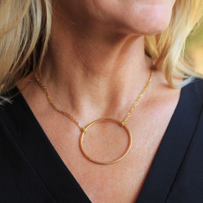 Grandly Encircled Gold Necklace